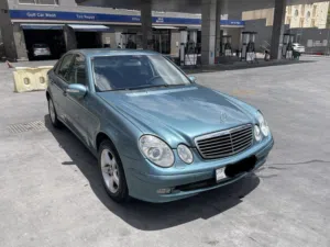مرسيدس E200 إليجانس 2003 بحالة ممتازة