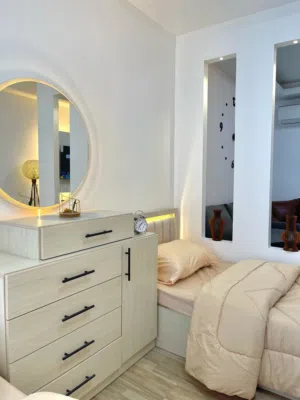 استديو فاخر مع بلكونه 360 شامل مي نت كهربا