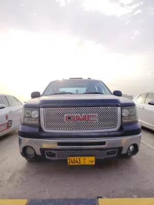 Used GMC Sierra in Al Sharqiya
