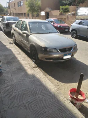 اوبل فيكترا b 2003
