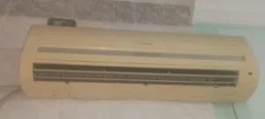 مكيف للبيع جيد