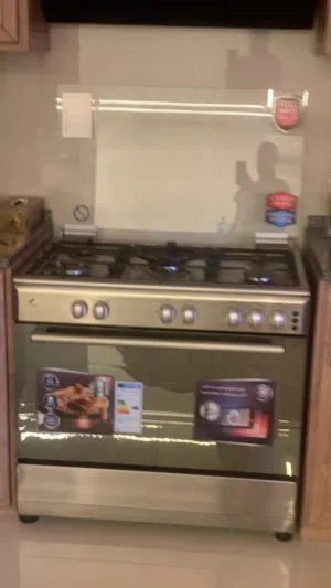فرن غاز ايطالي