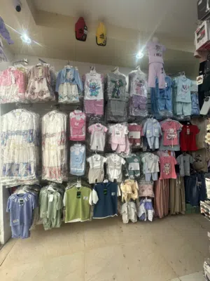 محل تجارة عامة للبيع كامل في ابو ظبي اجار مدفوع لمدة 6 شهور