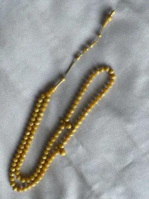 سبحه كهرب قديمه من النوادر جميله جدا 99 الحبه قياس تقريباً 7 وزن  25.64 غم