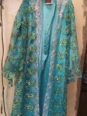 فساتين طويله