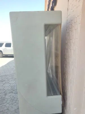 ثلاجات محل عدد 2مع فريز زجاجي