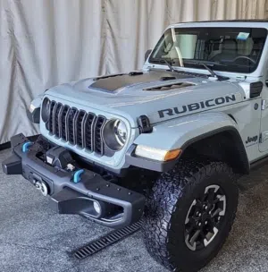 jeep-rubicon-hybrid-plug-in-full-full-2024
