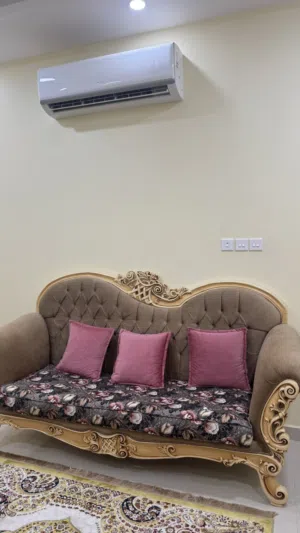 كراسي فاخرة (مصرية)