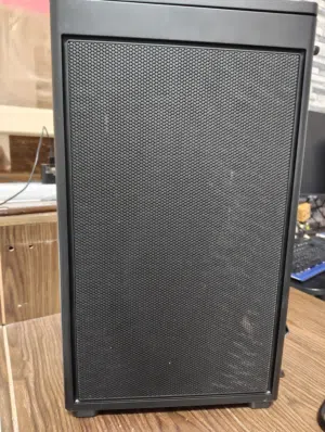 للبيع كمبيوتر محمول