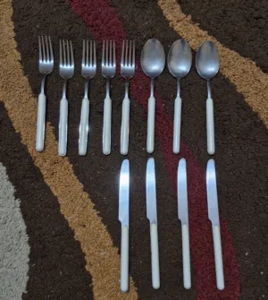 سلعة برا مرحبا