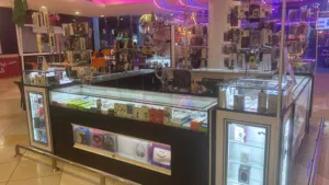 بيع كشك جوال مع بضاعه