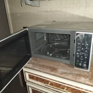 ميكروويف 30 لتر lg