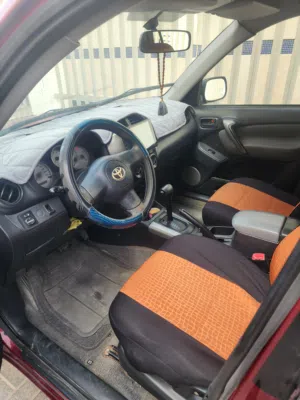 Toyota raw 4  Engine 2.0 model 2004 neat and clean  ac very good cool any thing ok  only buy and dri