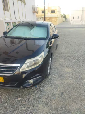 سيارة رينولت بحالة ممتازة للبيع المستعجل
