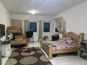 Tow beds are available