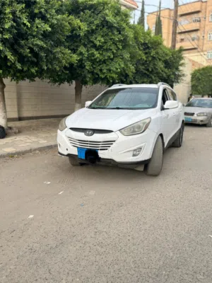 توسان 2015  للبيع
