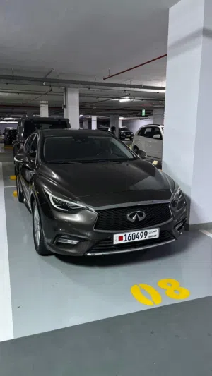 Used Infiniti Q30 in Northern Governorate