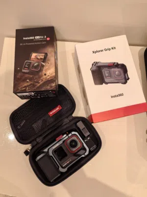 Insta360 ace pro 2 xplorer grip