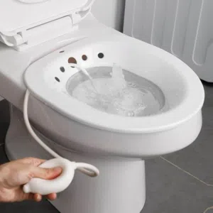 مغطس طبي للبواسير والنفاس مع مضخة يدوية لايصال الماء Sitz Bath