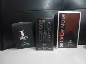 3 عطور رجالية فخمة جدا ورائحتها ثابته.
