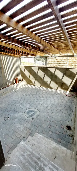 3 Bedrooms . 3 Bathrooms . 170 m20