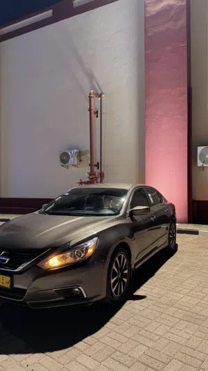 Used Nissan Altima in Al Batinah