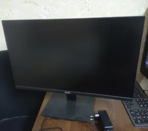 شاشة Solid حجم 23.8" جديدة تم استعمالها فترة سيطة