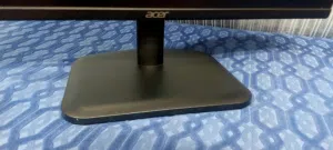 حامل شاشه قوي وثابت
