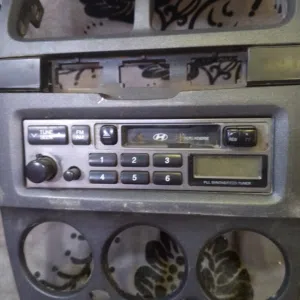 مسجل سياره هونداي فيرنا 2009 الاصلي