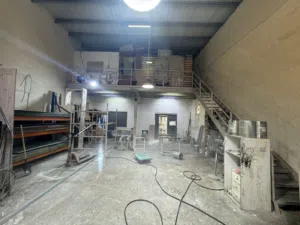 مطلوب شريك في شركة نجارة وديكور في عجمان الجرف الصناعية 3 Looking for a partner in a carpentry and d