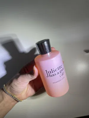 عطر Juliette Has a Gun Powder Love للبيع