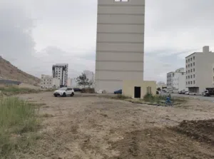فرصة استثمارية  أرض سكني تجاري بالعامرات المحج 400م بموقع استراتيجي