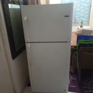 ثلاجة للبيع نوع Leonard