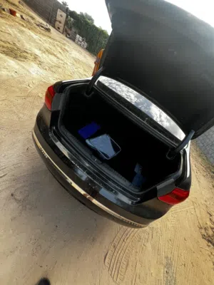 Used Kia Cadenza in Tripoli