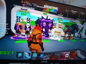 اشياء ماب السرقه حط سعر عدل و شيل و لحد يجي يقول دينار اسعارهم فوق ترا