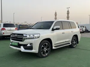 تويوتا لاند كروزر VXR 5.7 2021
