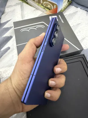 Samsung Galaxy Z Fold7 512 GB in Muscat
