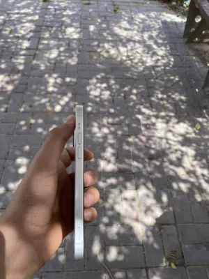 Apple iPhone 12 64 GB in Tripoli