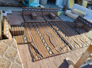 مجالس يمنيه وكنب انتريهات ستائر كل ما يشمل في مجال المفروشات