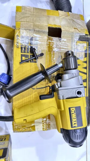 Dewalt Drill - Model   D21520-GB 220V 710W