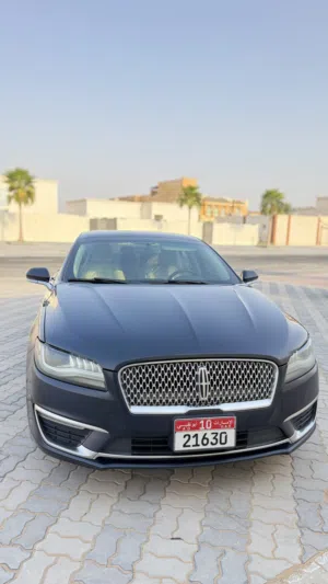 Used Lincoln MKZ in Abu Dhabi