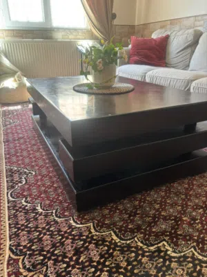 طقم طاولات صالون 1 وسط + 2 كورنر خشب اصلي ثقيل وفخم  Living Room Wooden Coffee Tables