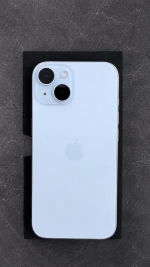 Apple iPhone 15 128 GB in Farwaniya