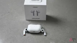 سماعات سامسونغ اصلية  Samsung buds 3 white
