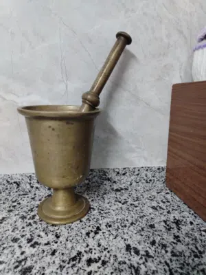 هاون نحاس وزن 12 كيلو قديم جدا