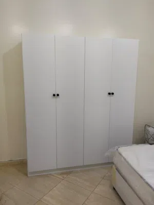 سريرمراتب دواليب خشب جديد يوجد لدينا تفصيل حسب الطلب سعر من جمله شامل توصيل تركيب