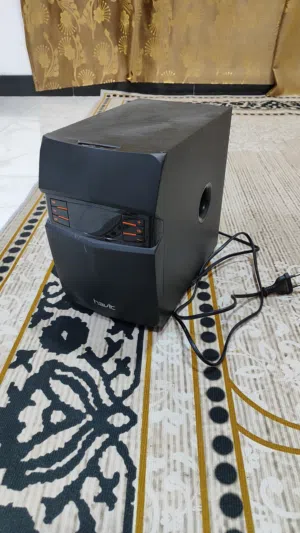 مضخم مع سماعات عدد 2 من شركة havic