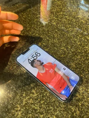 iPhone14 Pls نسخه شرق اوسط