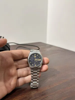 لهواة والتميز.. ساعة Seiko 5 Vintage "بلو تشيكر" نادرة - إصدار السبعينات بسعر حرق