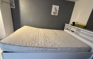 Queen size mattress for sale (160X200cm)